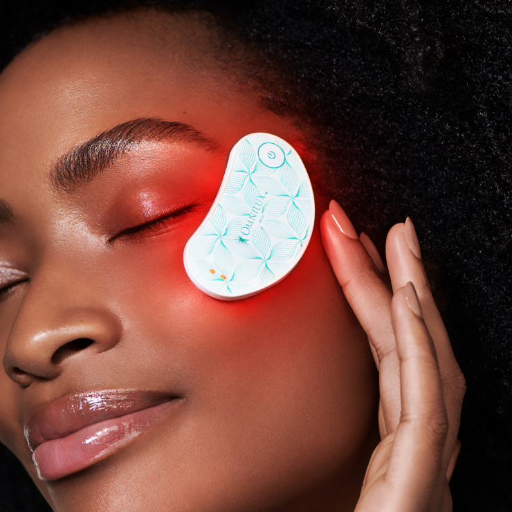 Omnilux Mini - Eye Brightener